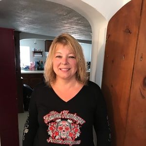 Meet your Posher, Roxanne